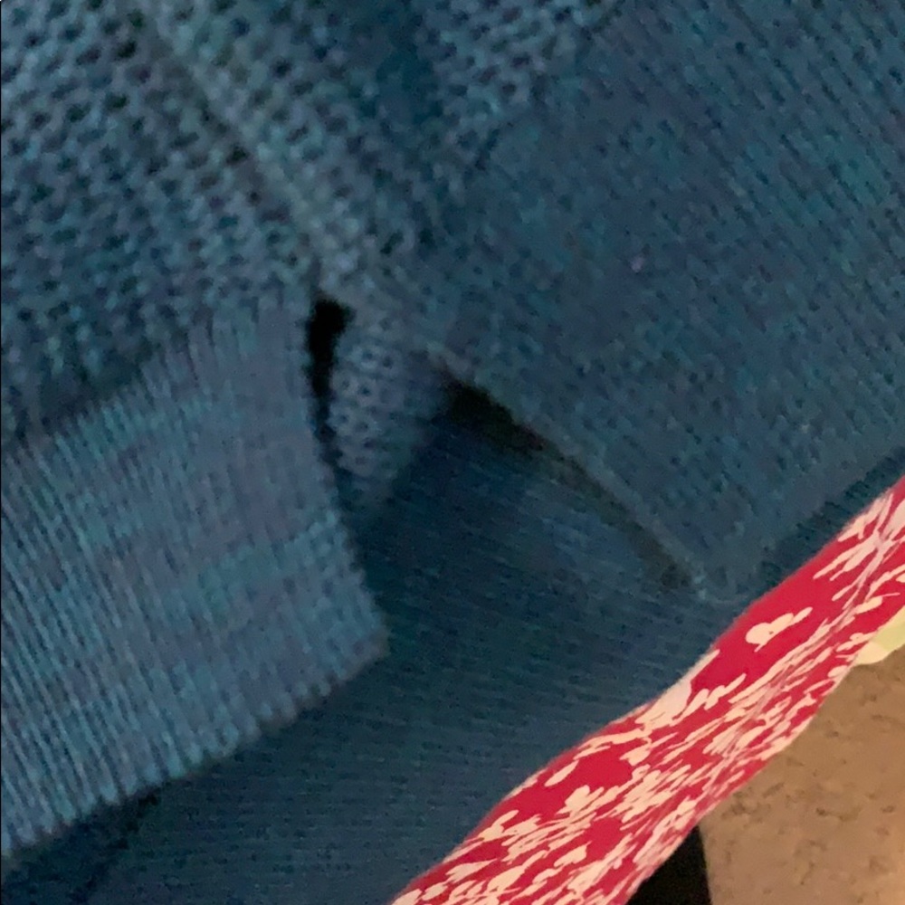 Sweater - Picture 3 of 4